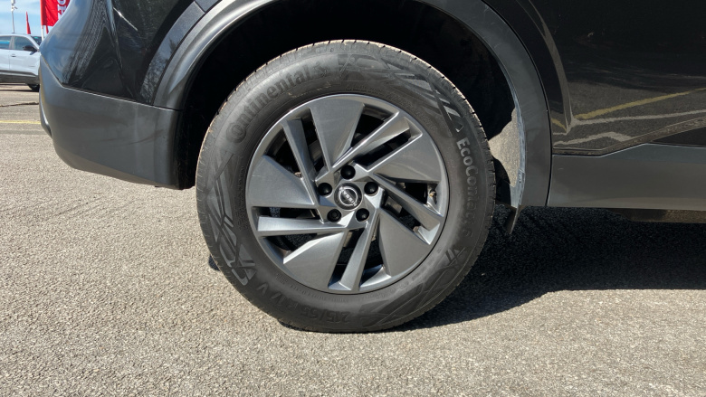 Nissan Qashqai 1.3 DiG-T MH 158 Acenta Premium 5dr Xtronic Petrol Hatchback